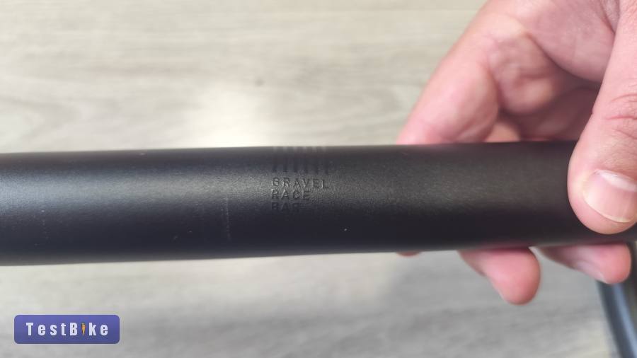 Cube gravel kormány