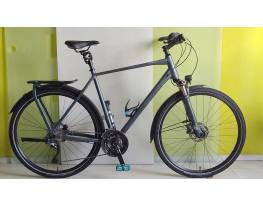 Cube Kathmandu, 58 cm, agydinamó, légrugó, Deore és XT, 2025