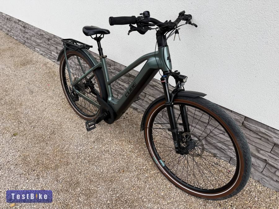 Cube Kathmandu 750 28-as Bosch motoros ebike