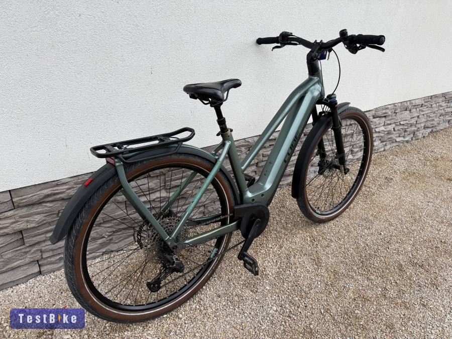Cube Kathmandu 750 28-as Bosch motoros ebike