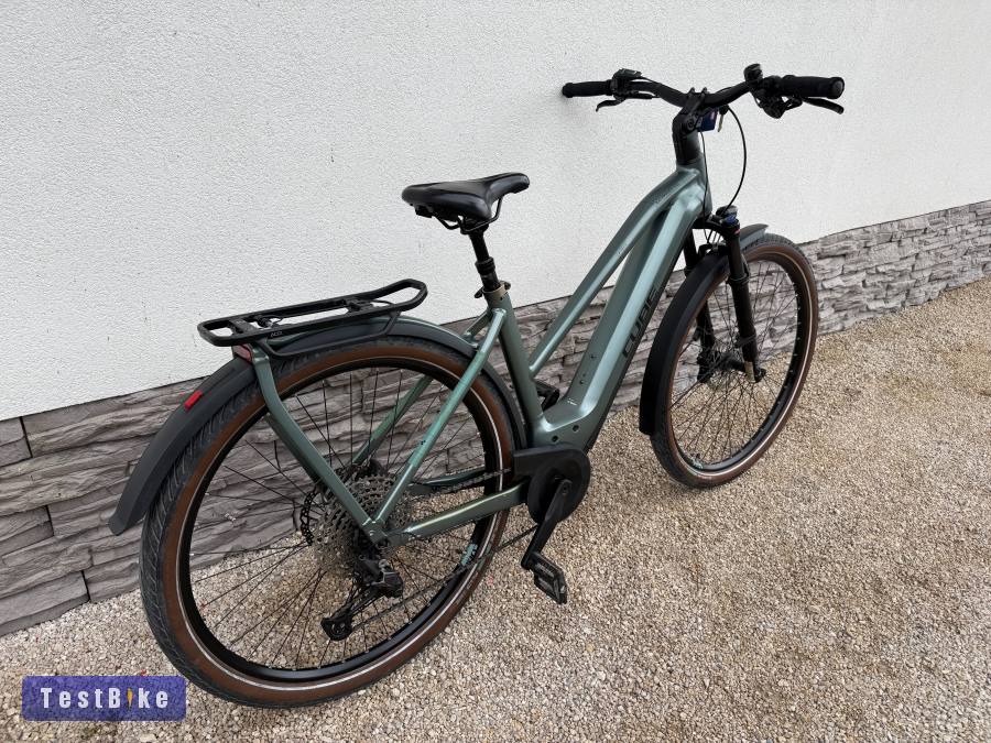 Cube Kathmandu 750 28-as Bosch motoros ebike