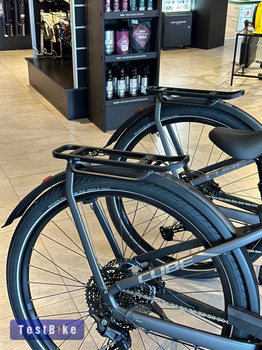 Cube Kathmandu hybrid pro 800 46cm trapéz