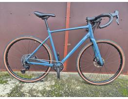 Cube Nuroad One Gravel 2025 Shimano Cues. L. Újszerű!