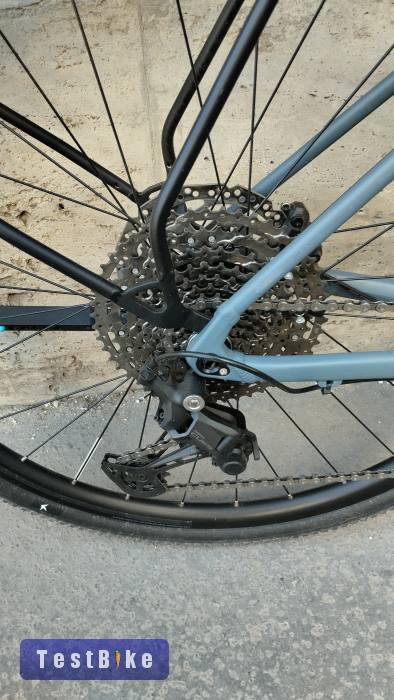 Cube Nuroad Pro gravel kerékpár 28 M  Shimano Cues 11s 