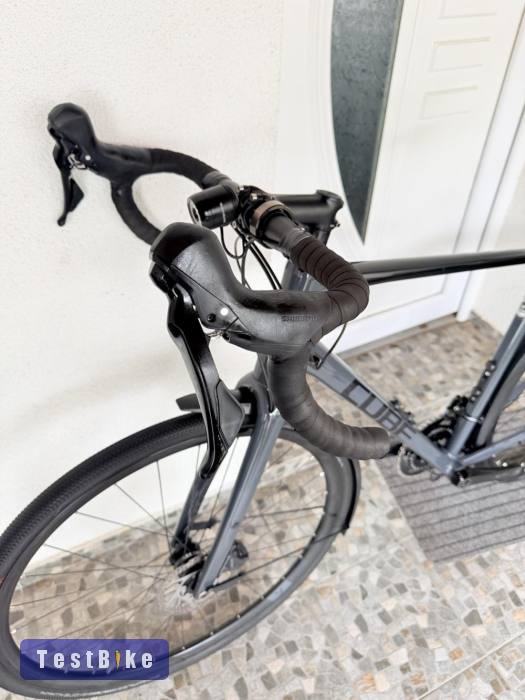 Cube Nuroad Race FE 2x11 GRX 810 L-Size                         