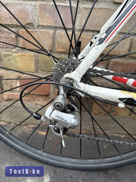 Cube Peloton országúti kerékpár 58 cm (186-196 cm)