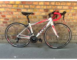 Cube Peloton Pro országúti kerékpár 47 cm (155-165 cm)