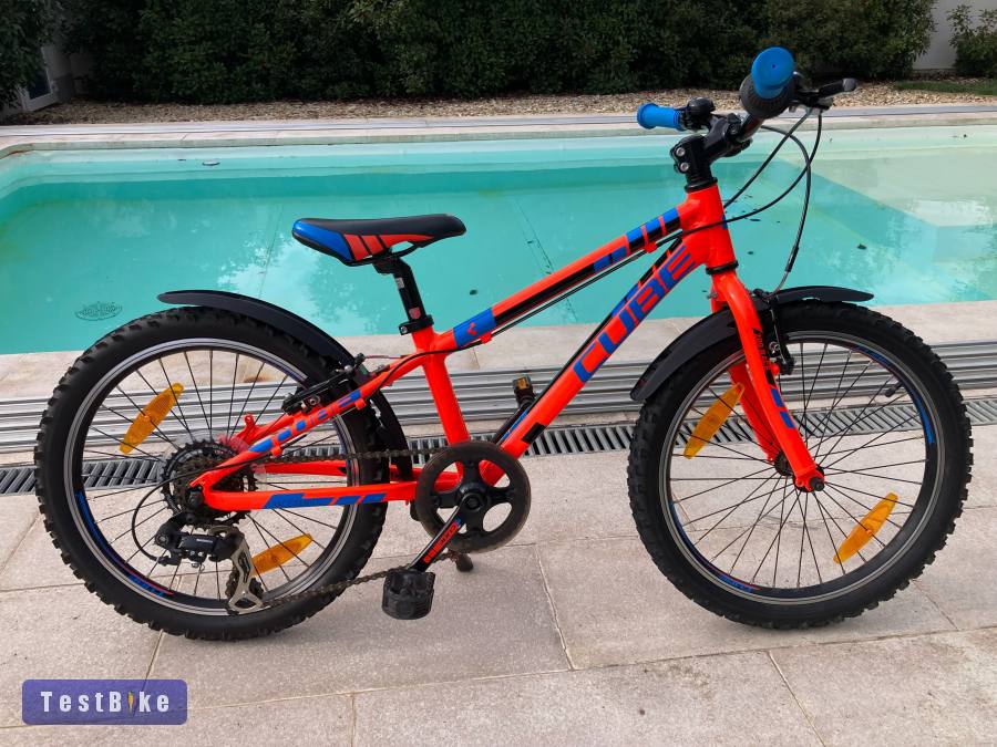 Cube Race 200 új állapotú 20" gyermek kerékpár