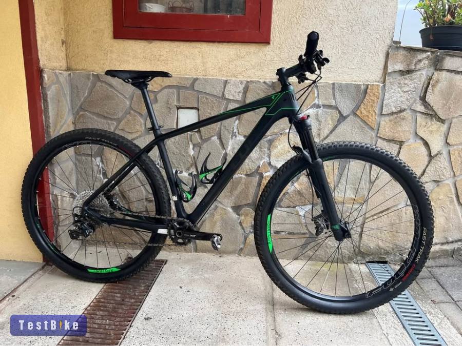 Cube Reaction GTC Race 29 Carbon 19” méret