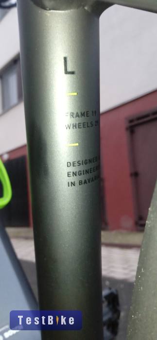 Cube Reaction Hybrid 