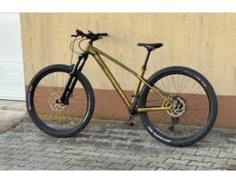 Cube Reaction TM one 29” 2025 L méret
