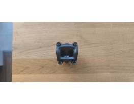 Cube Stem Agree / Cross Race