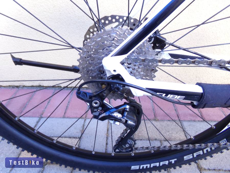 29" Cube Attention MTB tárcsafék, 3x10 Deore/XT, Rockshox, 