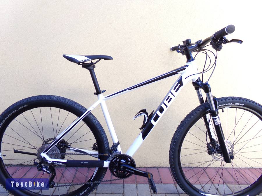 29" Cube Attention MTB tárcsafék, 3x10 Deore/XT, Rockshox, 
