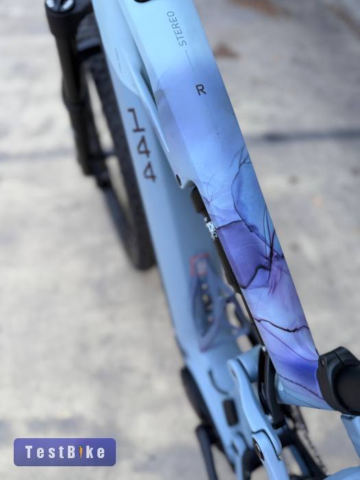 Cube Stereo 144 Race - 32kmh / 800Wh