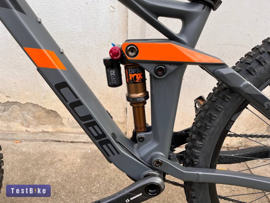 Cube Stereo 150 C62 TM Kashima S méret