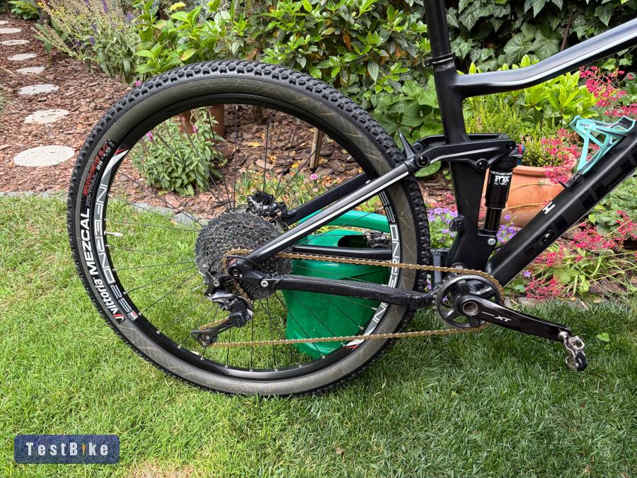 Cube Stereo HPC 120 Race karbon full xt / csere is
