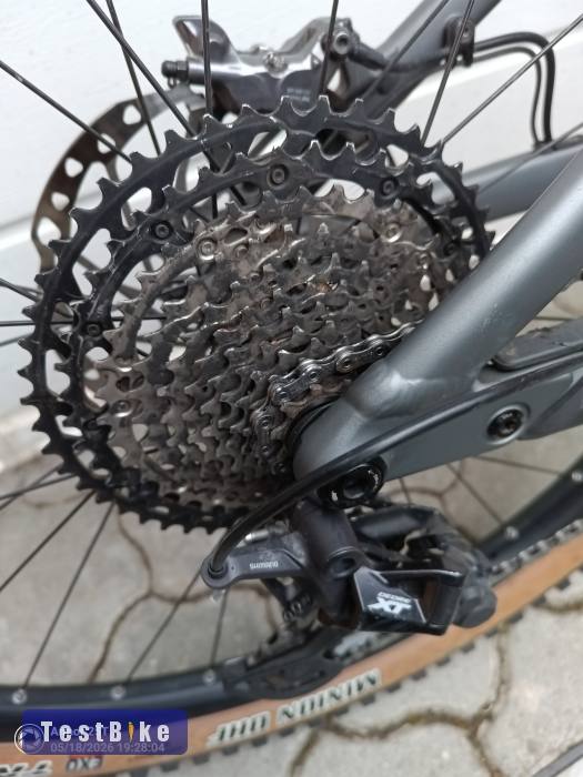 Cube Stereo Hybrid SL karbon eladó!
