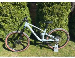 Cube Stereo One44 C:68X prémium karbon vázas kerékpár L ÚJ