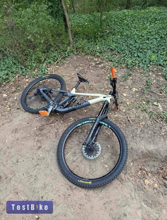 Cube Stereo Race 170