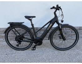 Cube Touring Pro 28-as női Bosch motoros ebike