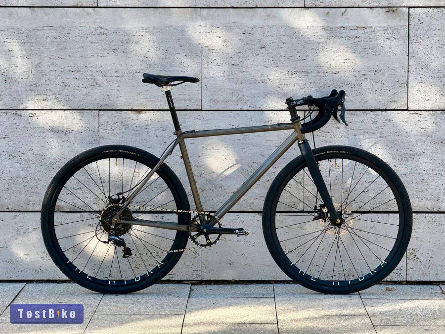 Custom Acél Gravel 1x10 Dura Ace , Hope, H+Son, TRP