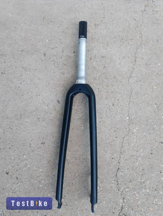 CX- Gravel karbon merevvilla
