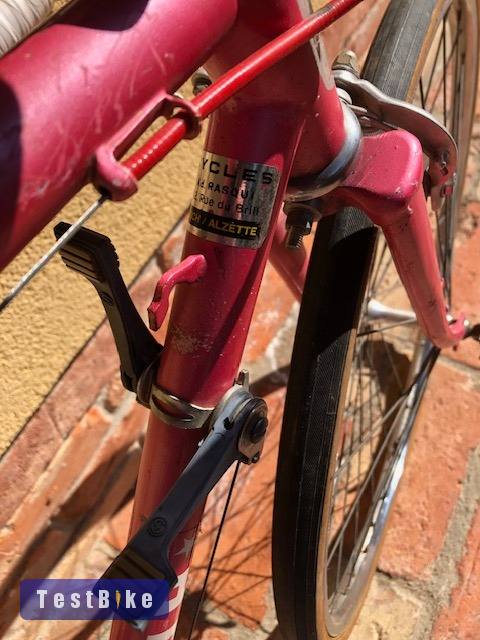 Cycles Europ Garantis gyermek versenykerékpár Michelin gumik