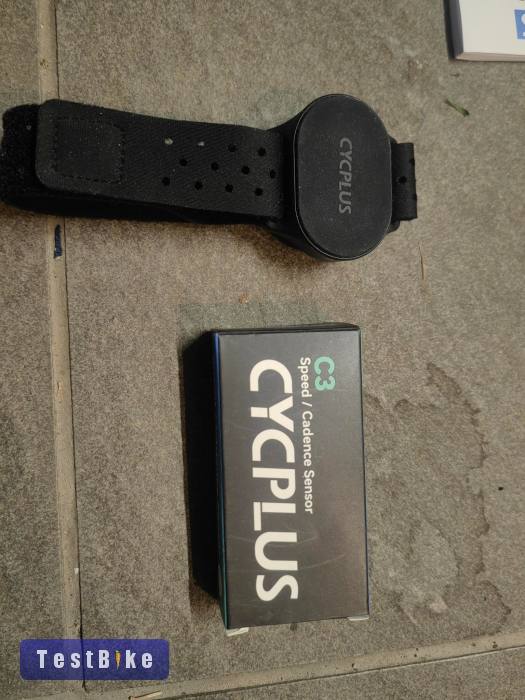 Cycplus M2 GPS computer, + pedálfordulat + pulzus szenzor