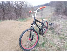 Da Bomb Sputnik 14,5 pumptrack\hardtail