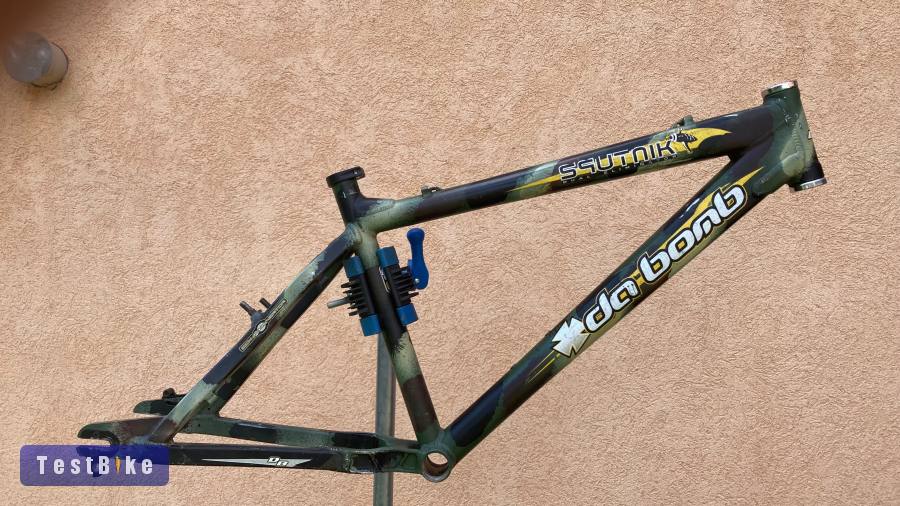 Da Bomb Sputnik Dual Eliminator váz