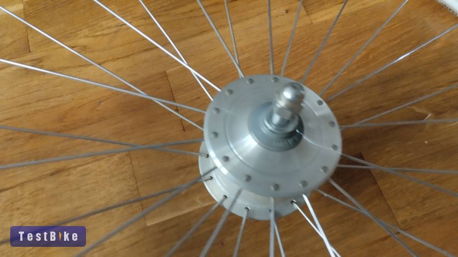 Dahon folding alumínium villa & agydinamós első kerék 24" 