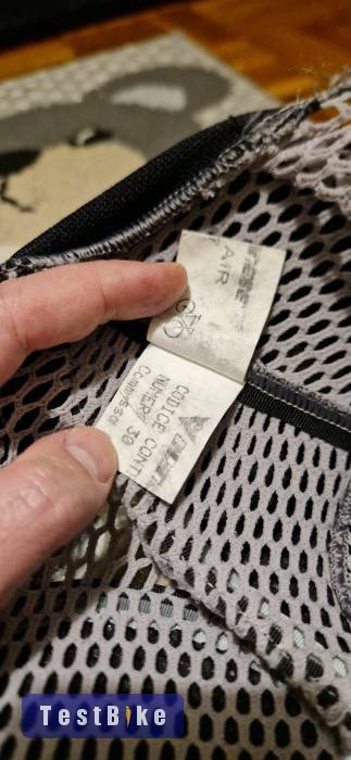 Dainese felsőtest protektor "M"