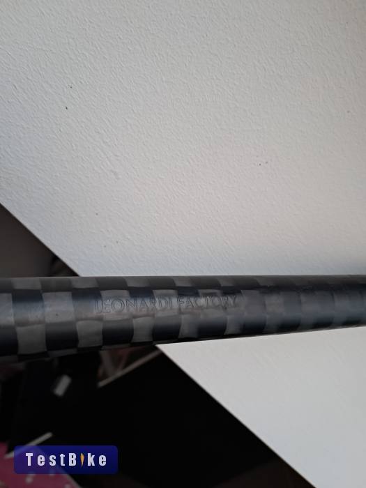 Darimo 98g Leonardi carbon kormány 120g hollowgram Alu