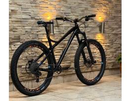 Dartmoor Primal 27.5+ Trail gép – RockShox Revelation / Sram