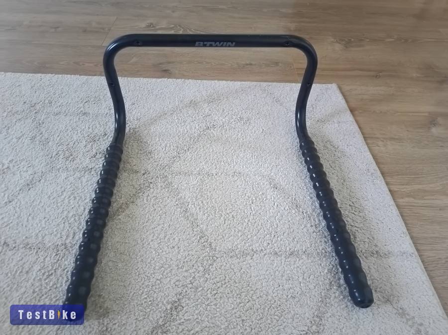 Decathlonos kerékpártartó, 2 bringának