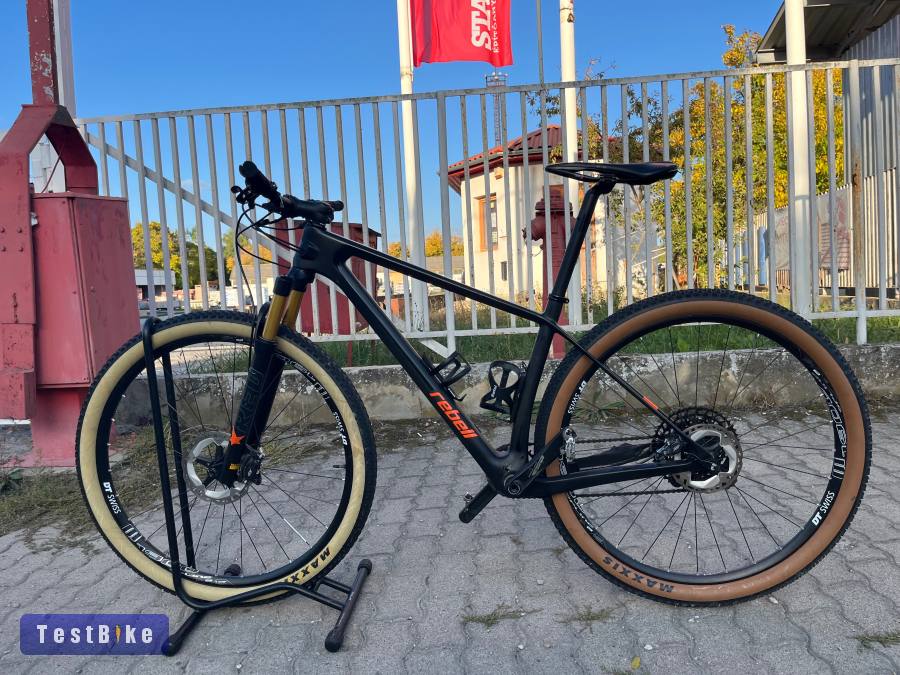 Dema Rebbel (Carbon) 29er