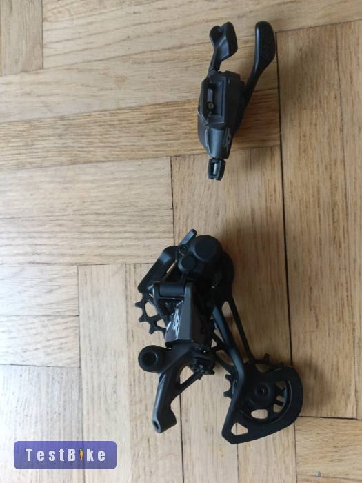 Deore XT M8100 12s váltószett