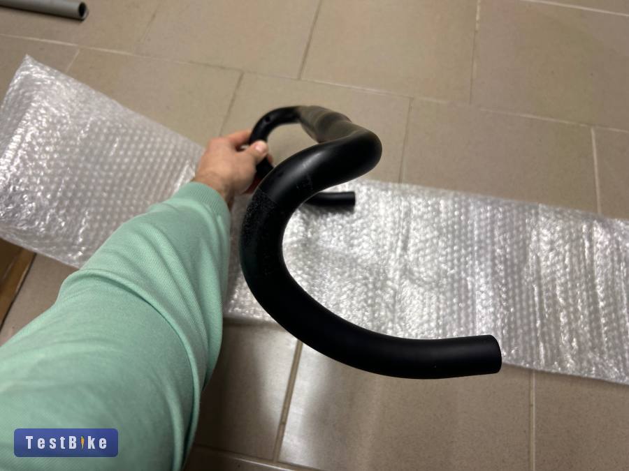 Devox karbon országúti kormány 440mm Di2