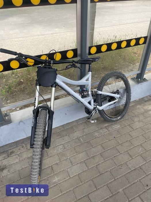 Specialized DH bicikli