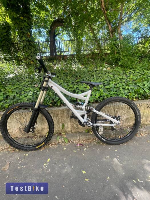 Specialized DH bicikli