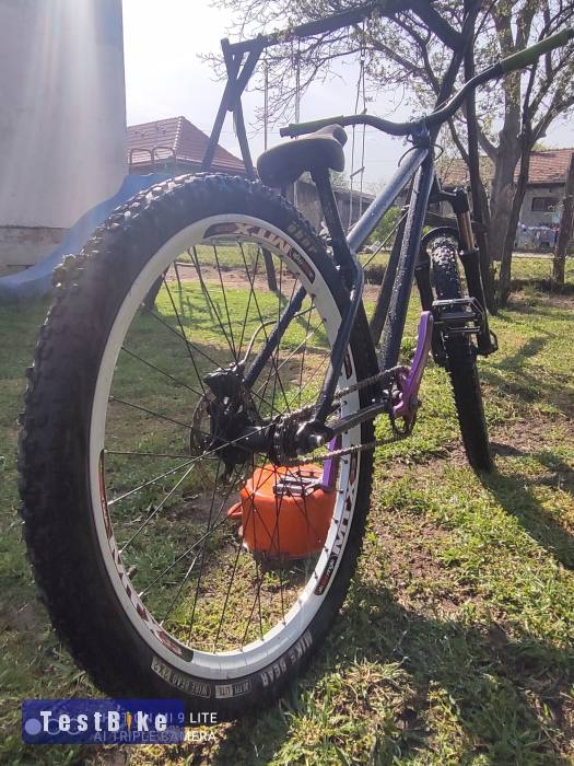 Dirt bico