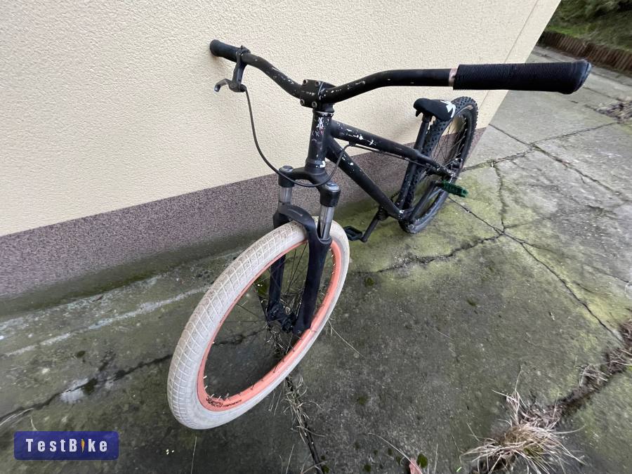 Dirt Mountain bike 26