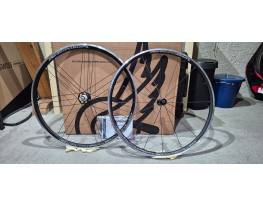 Dobozos új Campagnolo Zonda C17 felnifékes kerékszett