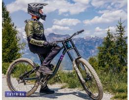 Downhill sisakok széles választékban ajándékkal!