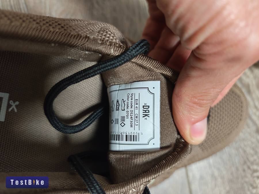 DRK sportcipő 41. 27.3 cm