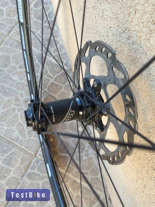 DT  SWISS Spline RC28  átütős, karbon kerékszett