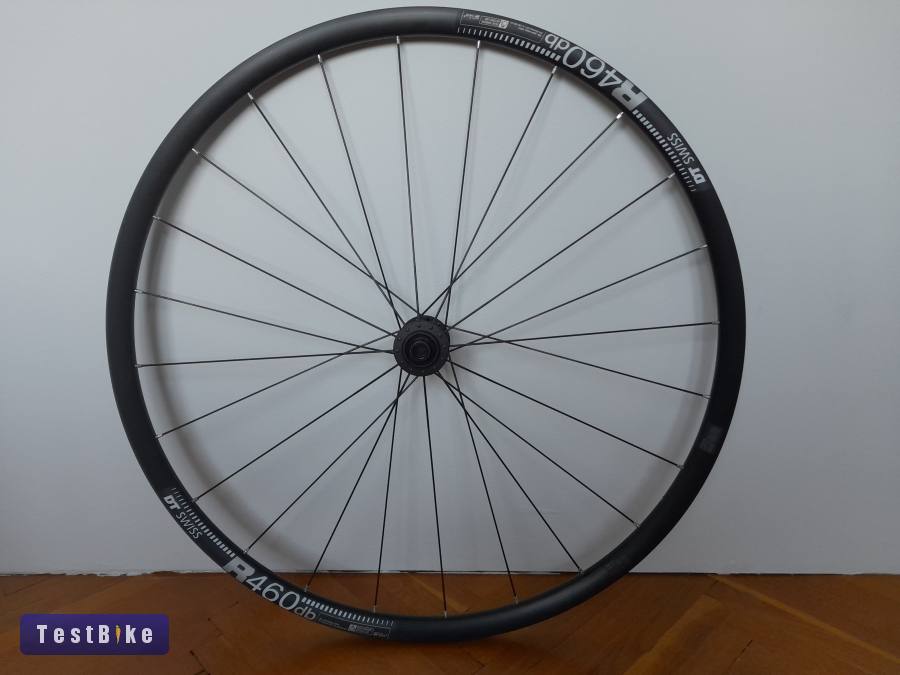 DT R460 első kerék