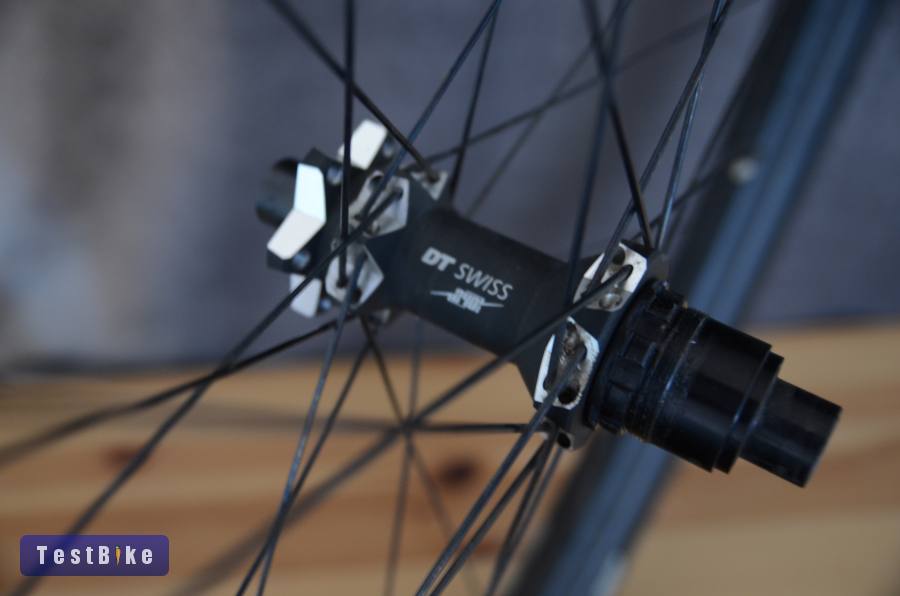 DT Swiss / 240 ratchet by KTM hátsó kerék