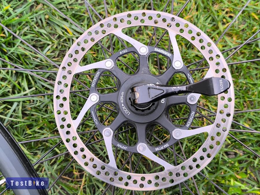 DT Swiss tárcsafékes 26"-os kerékszett 